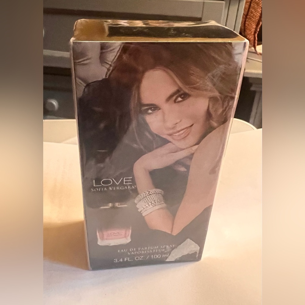 Brand New Sofia Vergara Love